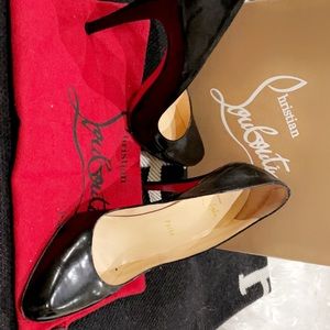 Authentic Christian Louboutin Simple other pump